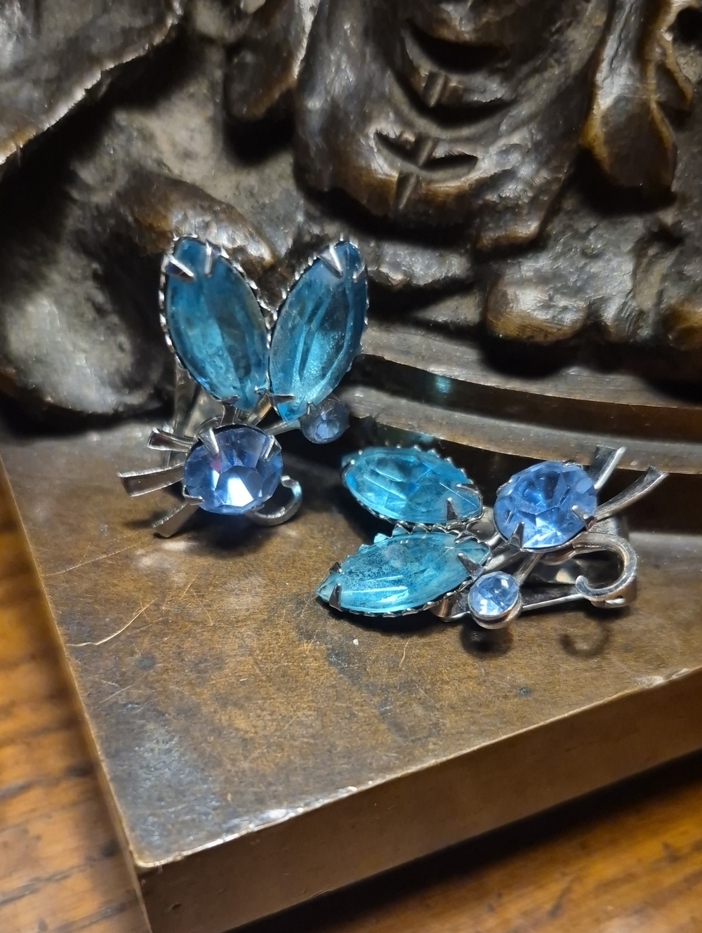 Vintage Clip On Earrings Blue Crystal Floral